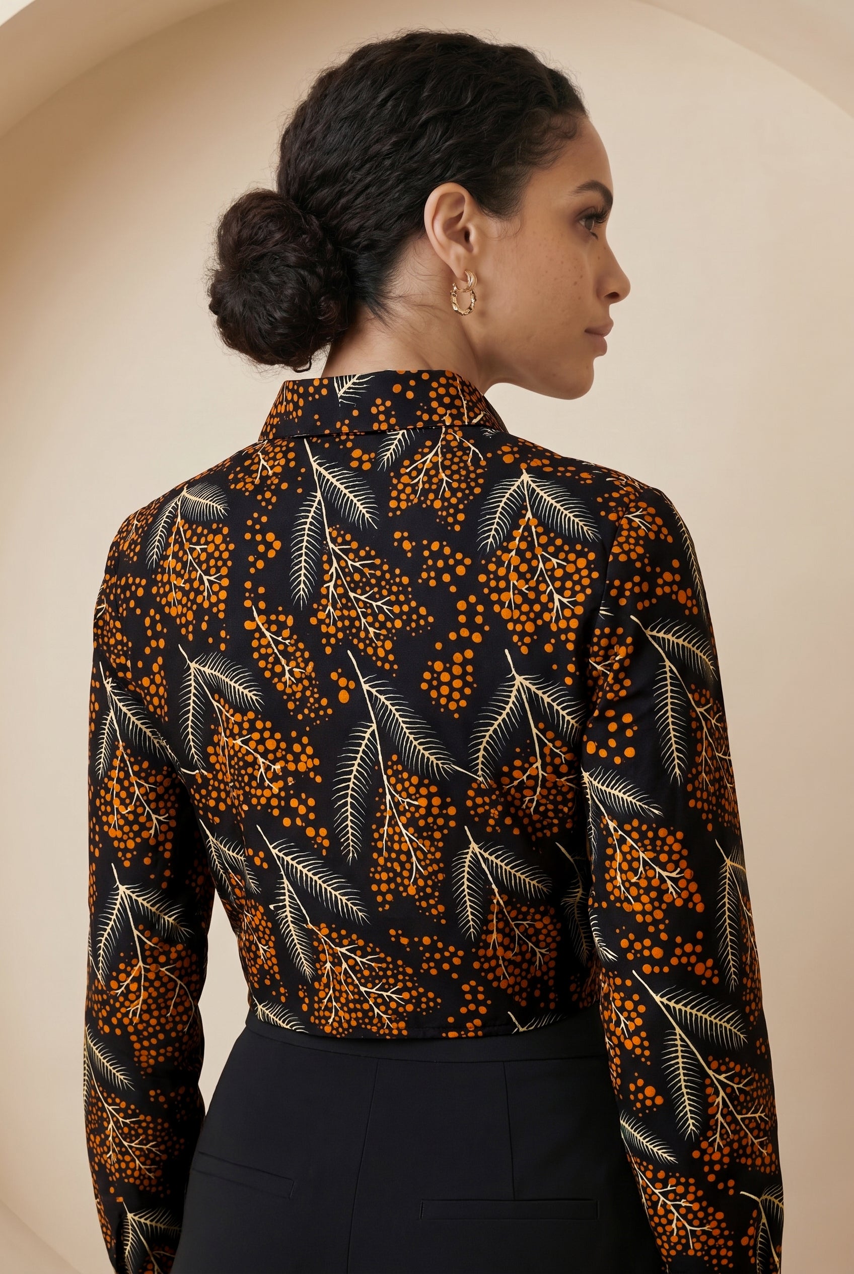 Oriva Print Ruffle Cropped Shirt