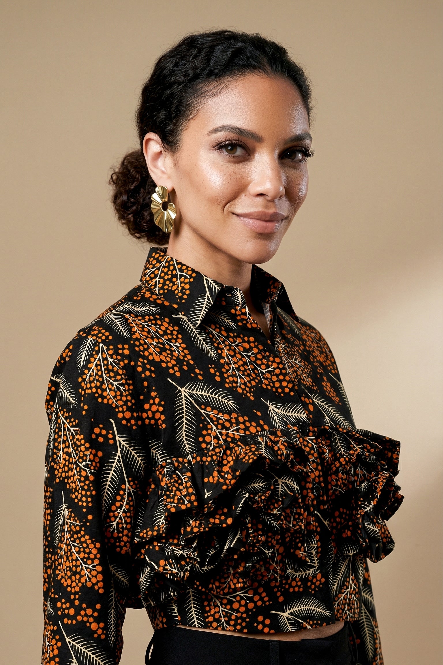 Oriva Print Ruffle Cropped Shirt